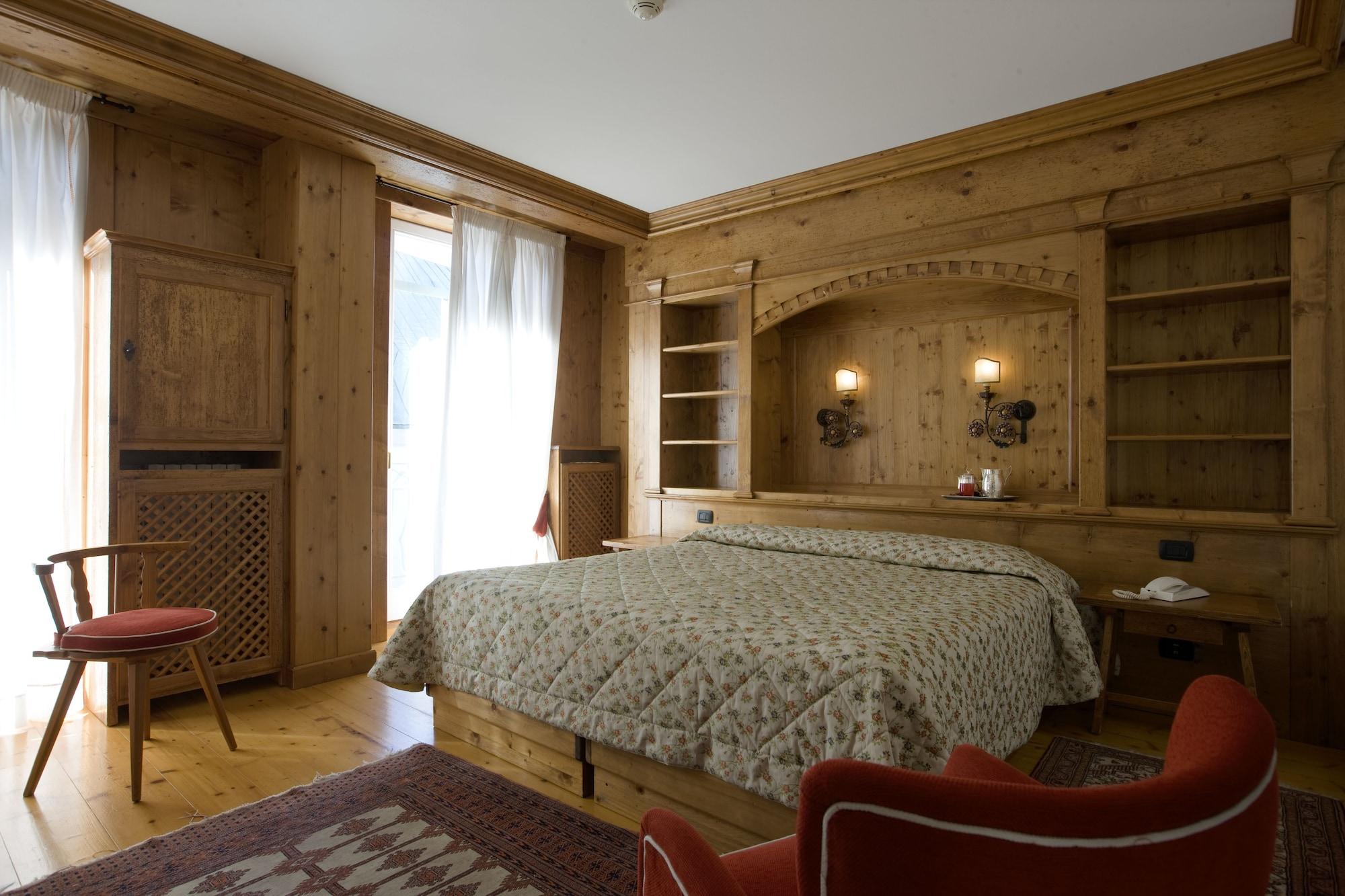 Hotel Cortina Cortina dʼAmpezzo Dış mekan fotoğraf