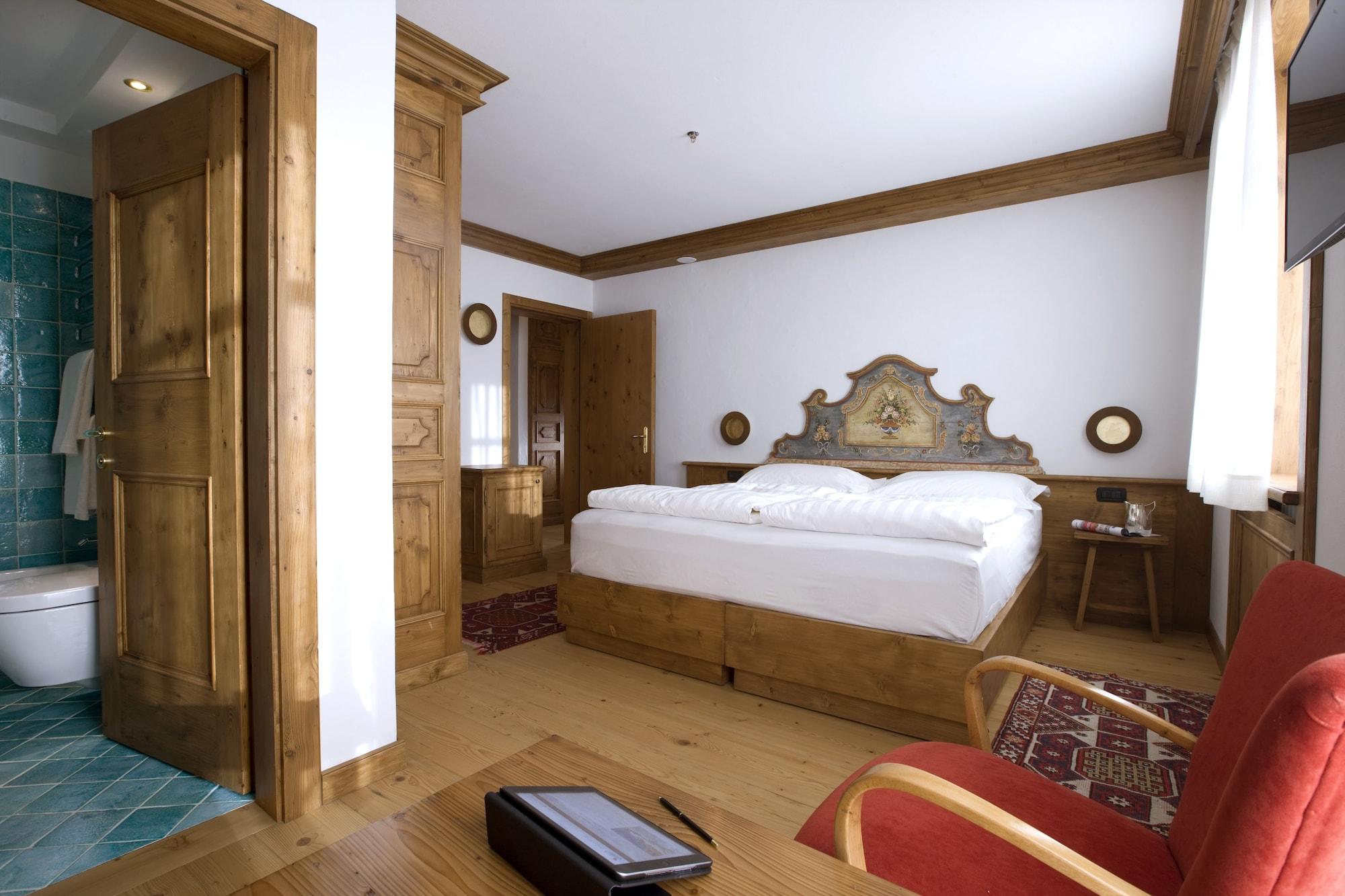 Hotel Cortina Cortina dʼAmpezzo Dış mekan fotoğraf