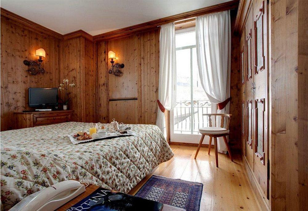 Hotel Cortina Cortina dʼAmpezzo Dış mekan fotoğraf